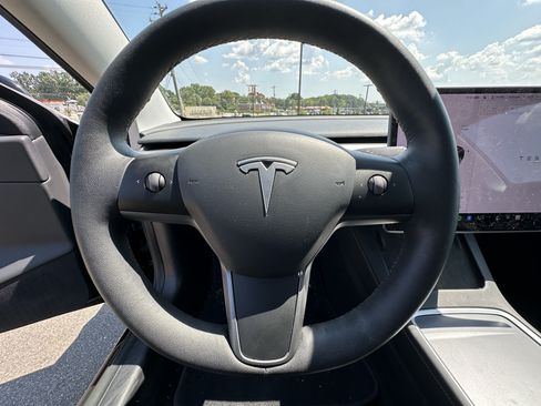 Used 2021 Tesla Model 3 Long Range AWD/4WD image 18