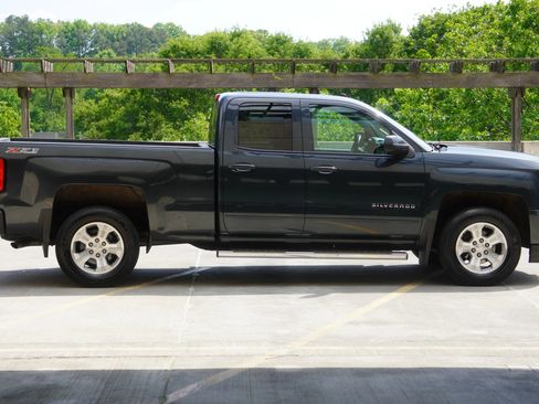 Used 2017 Chevrolet Silverado 1500 LT w/ All Star Edition AWD/4WD image 14