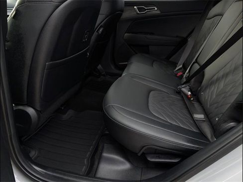 Used 2025 Kia Sportage X-Line w/ Premium Package image 10