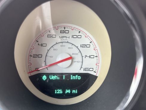 Used 2014 Dodge Challenger R/T RWD image 36