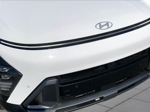 Used 2024 Hyundai Kona Limited FWD image 29