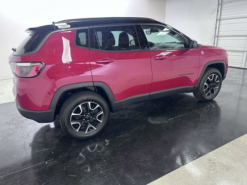 Used 2020 Jeep Compass Trailhawk AWD/4WD image 16