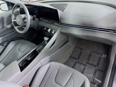 Certified 2024 Hyundai Elantra SEL w/ Convenience Package image 33
