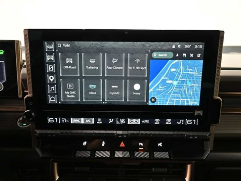 Used 2024 GMC Hummer EV 3X w/ LPO, Illumination Package AWD/4WD image 13