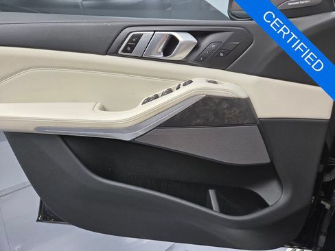 Certified 2024 BMW X5 sDrive40i w/ Premium Package RWD image 11
