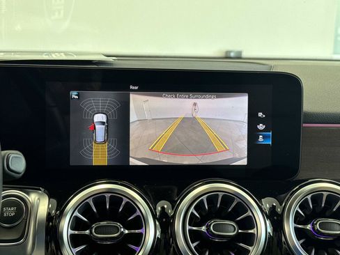 Certified 2023 Mercedes-Benz EQB 300 4MATIC image 17