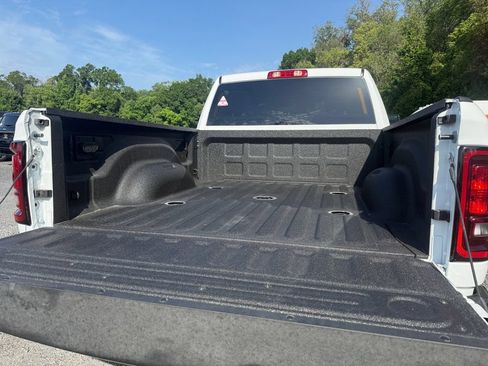 New 2026 RAM 2500 Big Horn AWD/4WD image 30
