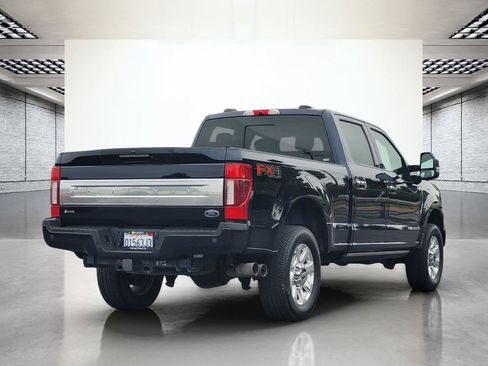Used 2022 Ford F250 Platinum w/ FX4 Off-Road Package AWD/4WD image 6