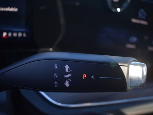 New 2026 Chevrolet Suburban High Country image 36