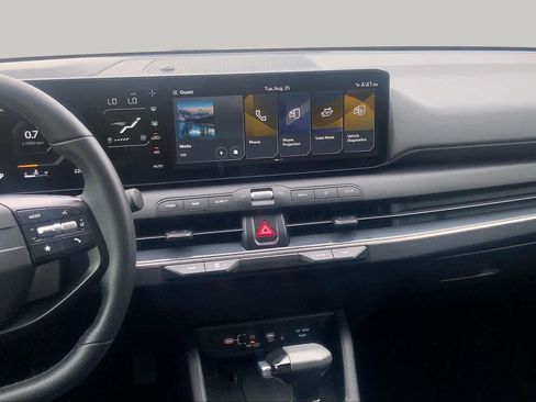 Used 2025 Kia K4 EX FWD image 7