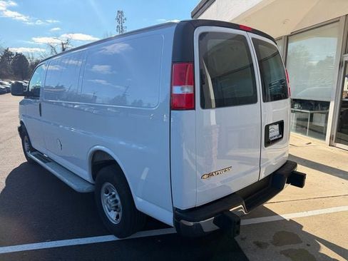 Used 2024 Chevrolet Express 2500 w/ Driver Convenience Package image 5