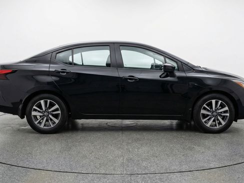 Used 2025 Nissan Versa SV FWD image 11
