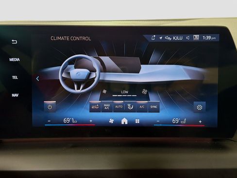 Used 2025 BMW 228i xDrive image 17