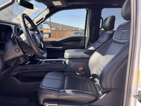 Used 2025 Ford F350 Platinum image 6