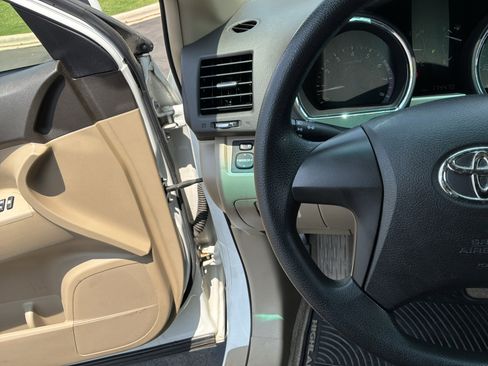 Used 2009 Toyota Highlander 2WD image 19