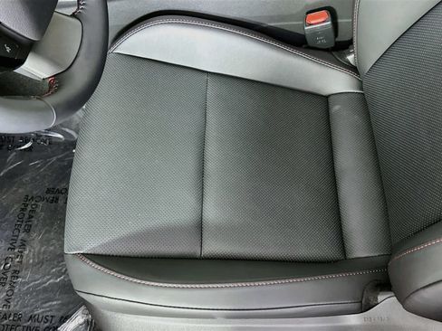 New 2026 Toyota Prius Plug-In Hybrid FWD image 19