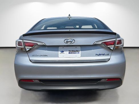 Used 2016 Hyundai Sonata SE image 4