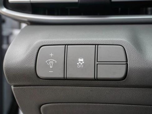 Used 2025 Hyundai Elantra Sport FWD image 20