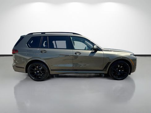 New 2027 BMW X7 xDrive40i w/ Executive Package AWD/4WD image 2