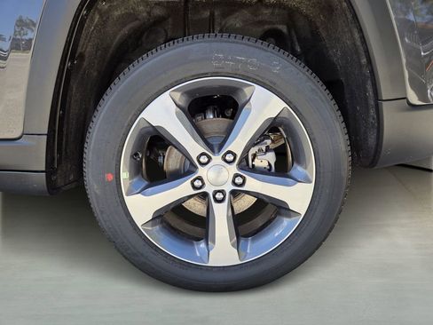 New 2026 Jeep Grand Cherokee Limited image 6