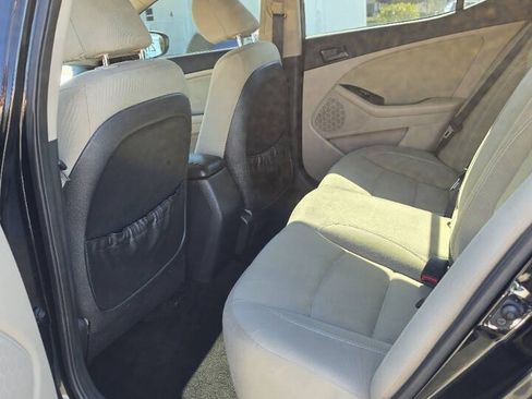 Used 2013 Kia Optima LX FWD image 12