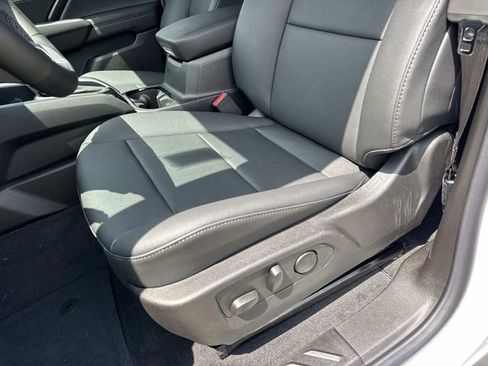 New 2026 Chevrolet Colorado LT w/ LT Convenience Package RWD image 19