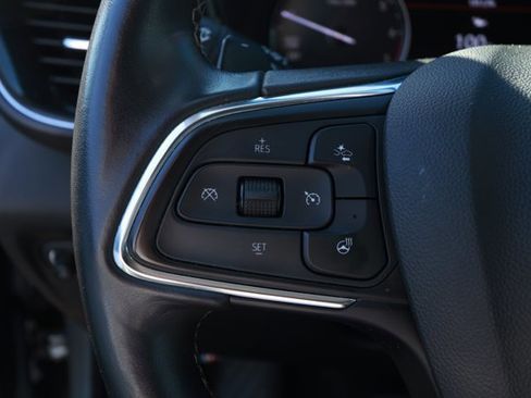 Used 2023 Buick Envision Essence image 13