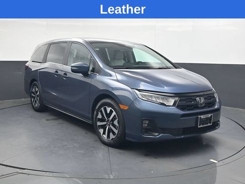 Used 2025 Honda Odyssey EX-L image 2