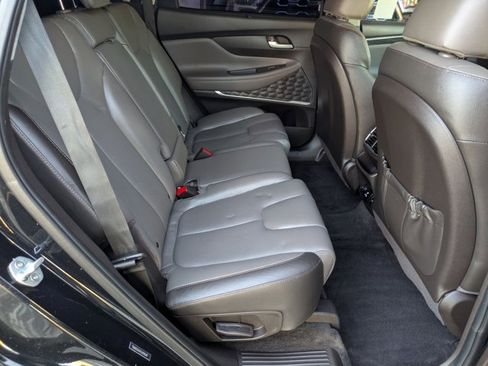 Used 2020 Hyundai Santa Fe Limited image 19