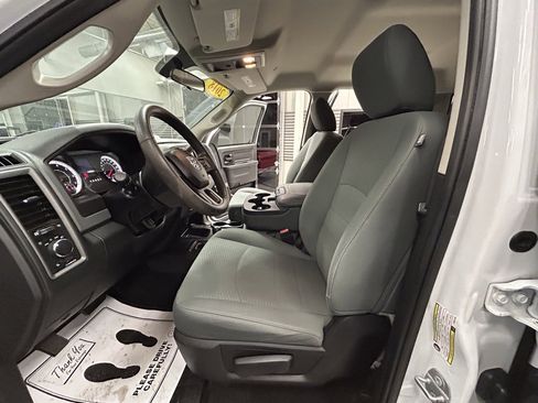 Used 2018 RAM 2500 Tradesman w/ Chrome Appearance Group image 48