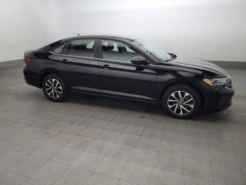 Used 2024 Volkswagen Jetta S image 11