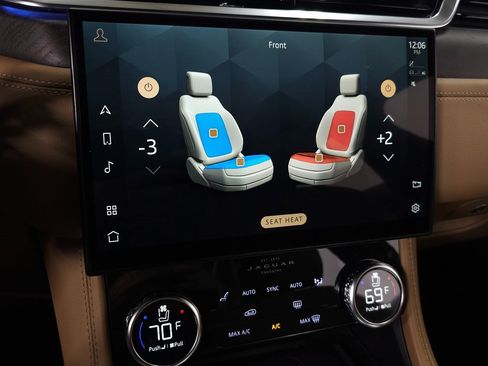 Used 2022 Jaguar F-PACE S image 27