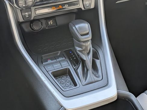 Used 2023 Toyota RAV4 XLE w/ Convenience Package FWD image 14