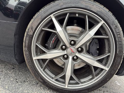 Used 2020 Chevrolet Corvette Stingray Premium Cpe w/ 3LT Preferred Equipment Group image 9