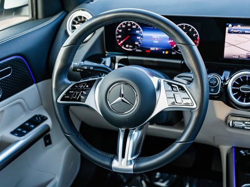 Certified 2025 Mercedes-Benz GLA 250 GLA 250 image 13