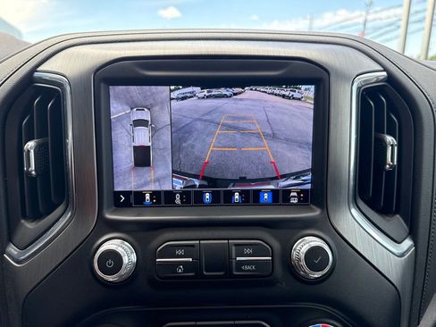 Used 2023 GMC Sierra 3500 Denali w/ Denali Black Diamond Edition AWD/4WD image 18