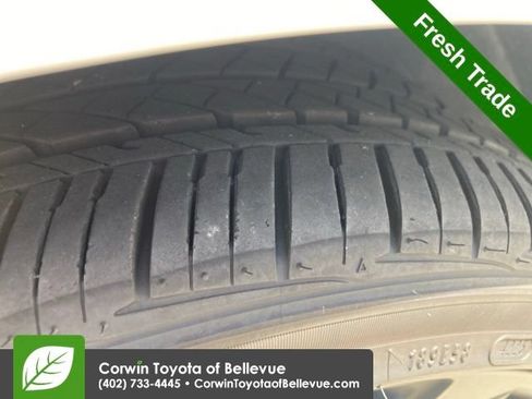 Used 2026 Toyota Camry Hybrid FWD image 13