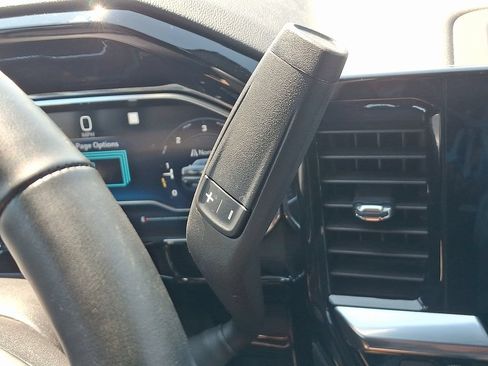 Certified 2023 Chevrolet Silverado 1500 LT AWD/4WD image 15