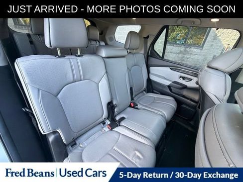 Used 2025 Honda Pilot Elite image 13
