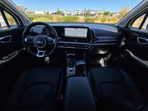 Used 2025 Kia Sportage EX w/ Premium Package AWD/4WD image 21