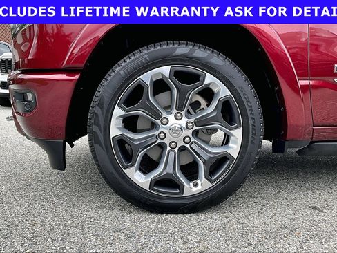 Used 2022 RAM 1500 Limited w/ Body Color Bumper Group AWD/4WD image 8