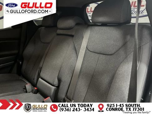 Used 2023 Hyundai Santa Fe SEL FWD image 13