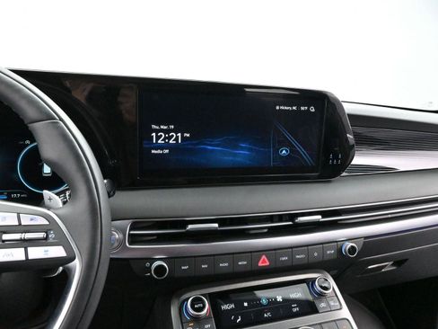 Used 2025 Hyundai Palisade Calligraphy image 19