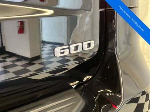 Used 2023 Cadillac Escalade Premium Luxury w/ LPO, Radiant Package image 15