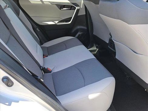 Used 2025 Toyota RAV4 XLE w/ Convenience Package FWD image 27