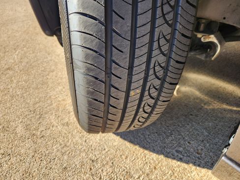 Used 2023 Dodge Charger SXT image 12