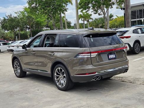 Used 2025 Lincoln Aviator Reserve AWD/4WD image 8