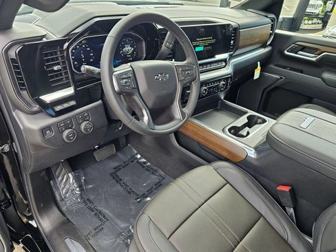 Used 2026 Chevrolet Silverado 3500 High Country w/ High Country Premium Package AWD/4WD image 21