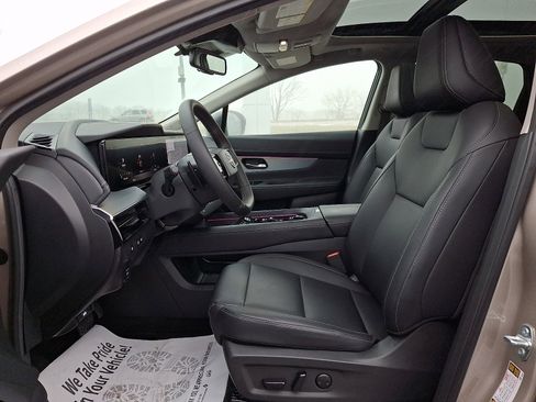 Used 2025 Nissan Murano SL w/ Cargo Package image 13