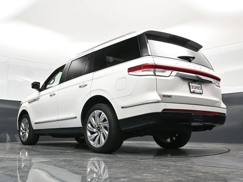 Used 2024 Lincoln Navigator Premiere AWD/4WD image 63